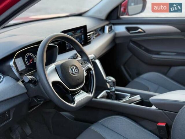 Красный BAIC X3, объемом двигателя 1.5 л и пробегом 23 тыс. км за 10900 $, фото 19 на Automoto.ua