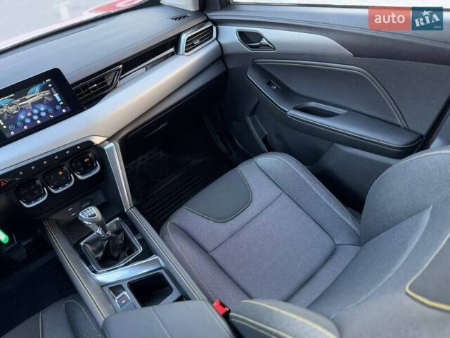 Красный BAIC X3, объемом двигателя 1.5 л и пробегом 23 тыс. км за 10900 $, фото 24 на Automoto.ua