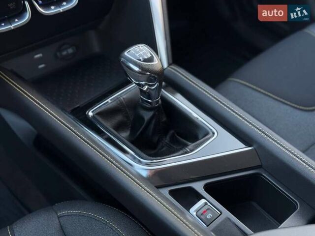 Красный BAIC X3, объемом двигателя 1.5 л и пробегом 23 тыс. км за 10900 $, фото 30 на Automoto.ua