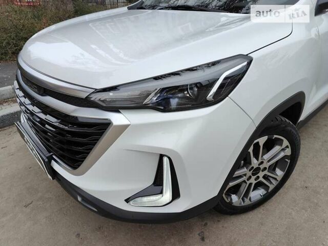 BAIC X3, об'ємом двигуна 1.5 л та пробігом 4 тис. км за 15990 $, фото 2 на Automoto.ua