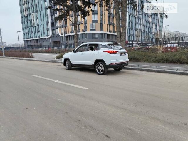 BAIC X3, объемом двигателя 1.5 л и пробегом 4 тыс. км за 15990 $, фото 6 на Automoto.ua