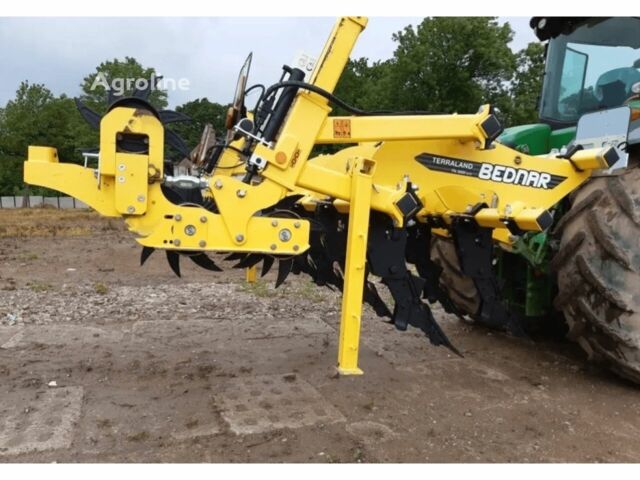 Беднар Другая, объемом двигателя 0 л и пробегом 0 тыс. км за 19559 $, фото 2 на Automoto.ua