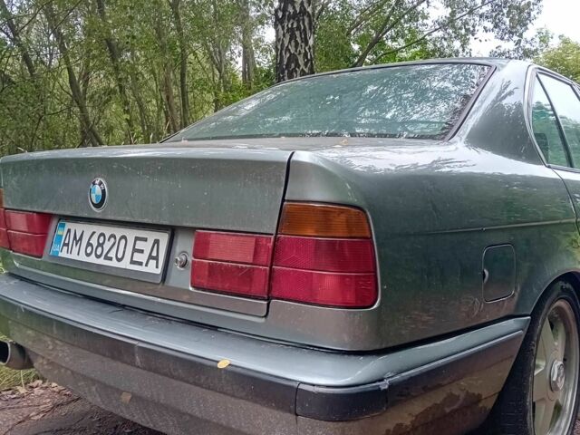 BMW-Alpina B5 1988 у Житомирі на Automoto.ua Сірий BMW-Alpina B5, об'ємом двигуна 3.4 л та пробігом 300 тис. км за 2500 $, фото 4 на Automoto.ua