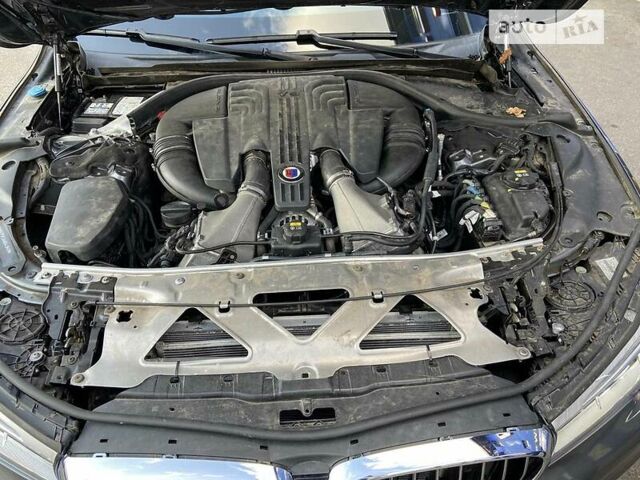 Серый BMW-Alpina B7, объемом двигателя 0 л и пробегом 6 тыс. км за 40000 $, фото 4 на Automoto.ua