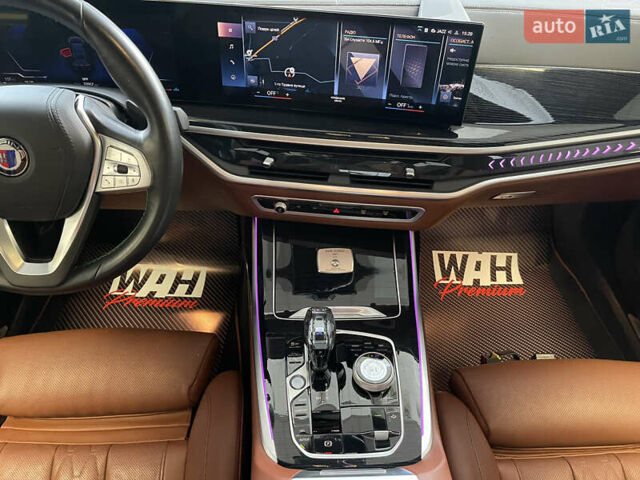 Черный BMW-Alpina XB7, объемом двигателя 4.39 л и пробегом 34 тыс. км за 194900 $, фото 24 на Automoto.ua