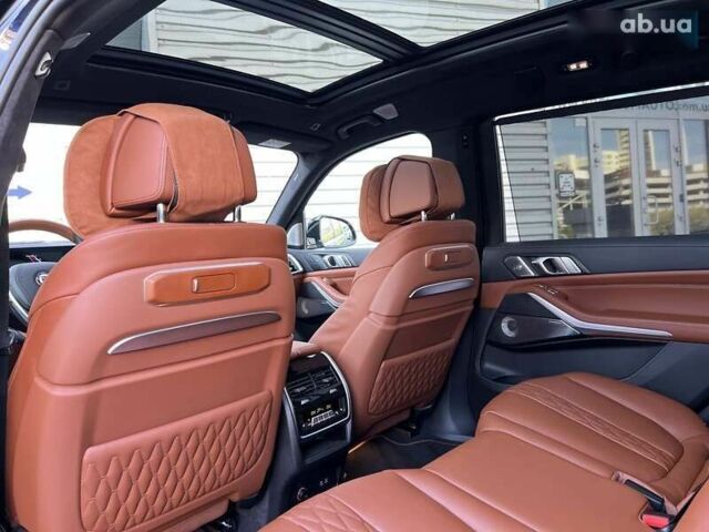 BMW-Alpina XB7, объемом двигателя 4.4 л и пробегом 22 тыс. км за 217000 $, фото 24 на Automoto.ua