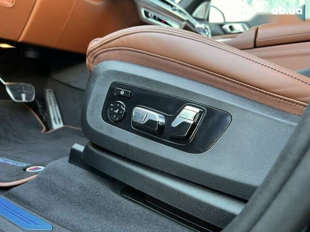 BMW-Alpina XB7, объемом двигателя 0 л и пробегом 22 тыс. км за 223000 $, фото 24 на Automoto.ua