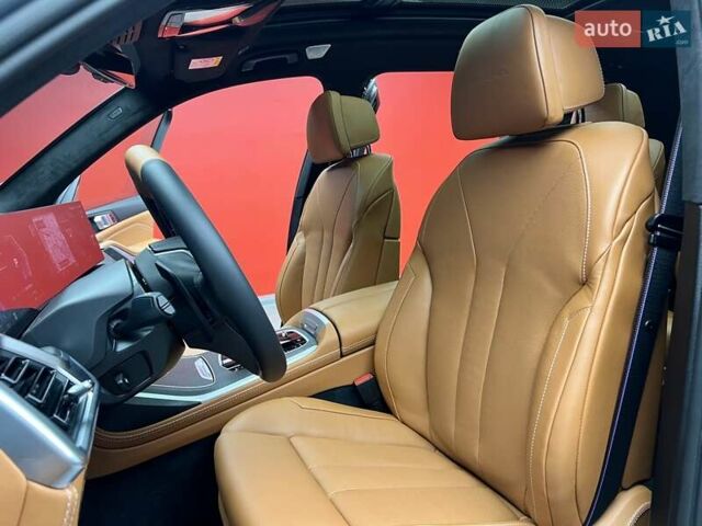 Серый BMW-Alpina XB7, объемом двигателя 4.4 л и пробегом 28 тыс. км за 209000 $, фото 33 на Automoto.ua