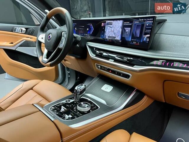 Серый BMW-Alpina XB7, объемом двигателя 4.4 л и пробегом 28 тыс. км за 209000 $, фото 62 на Automoto.ua
