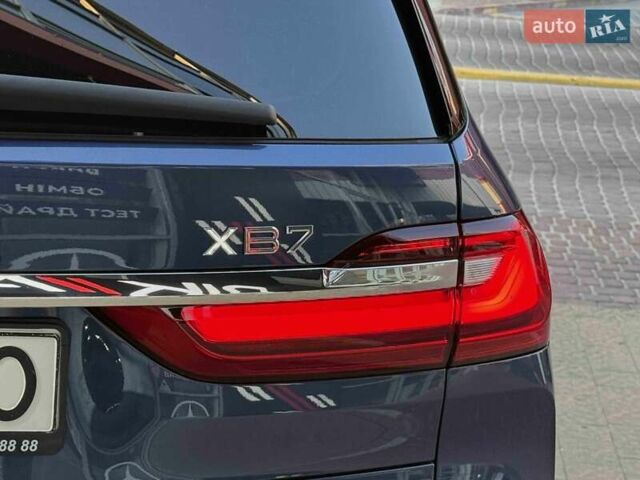 Синий BMW-Alpina XB7, объемом двигателя 4.4 л и пробегом 59 тыс. км за 124900 $, фото 12 на Automoto.ua