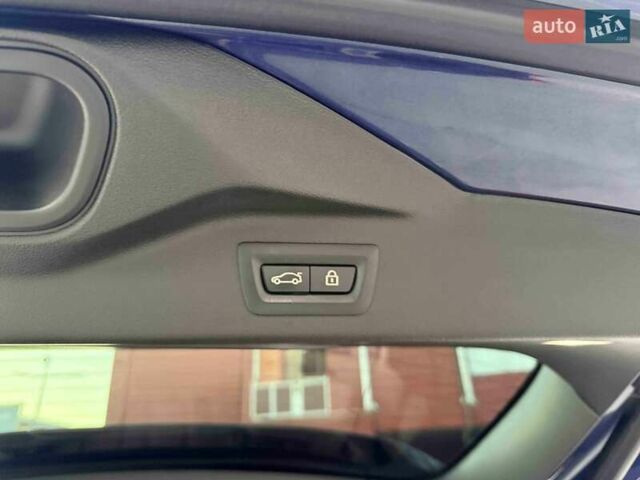 Синий BMW-Alpina XB7, объемом двигателя 4.4 л и пробегом 59 тыс. км за 124900 $, фото 62 на Automoto.ua