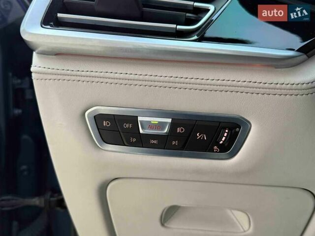 Синий BMW-Alpina XB7, объемом двигателя 4.4 л и пробегом 59 тыс. км за 124900 $, фото 32 на Automoto.ua