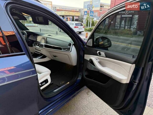 Синий BMW-Alpina XB7, объемом двигателя 4.4 л и пробегом 59 тыс. км за 124900 $, фото 70 на Automoto.ua