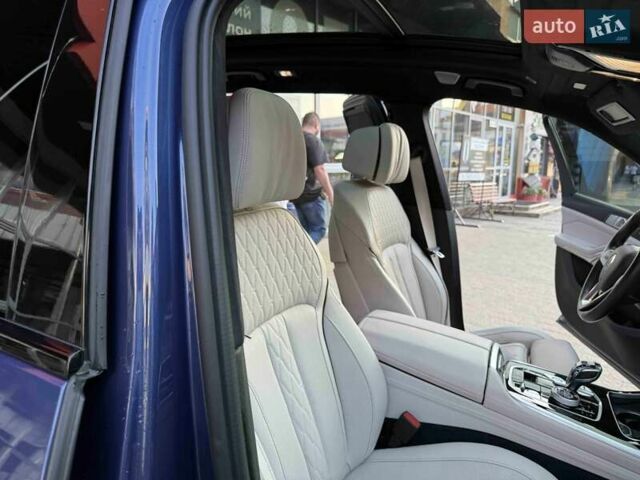 Синий BMW-Alpina XB7, объемом двигателя 4.4 л и пробегом 59 тыс. км за 124900 $, фото 74 на Automoto.ua