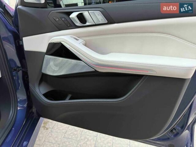 Синий BMW-Alpina XB7, объемом двигателя 4.4 л и пробегом 59 тыс. км за 124900 $, фото 72 на Automoto.ua