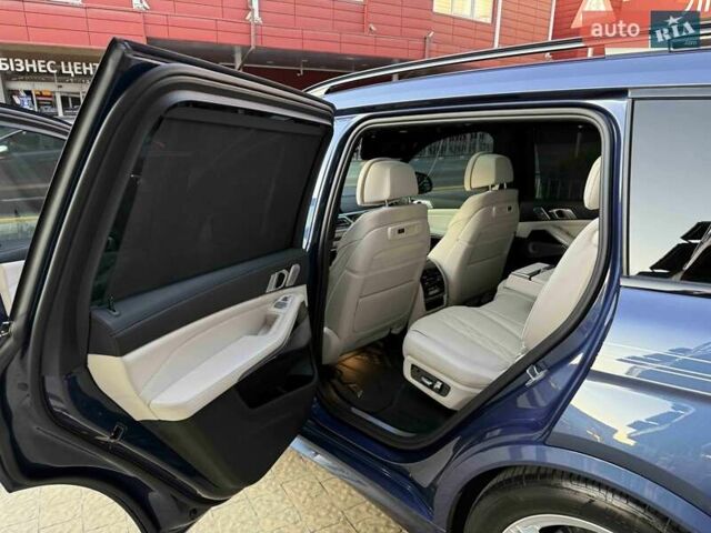 Синий BMW-Alpina XB7, объемом двигателя 4.4 л и пробегом 59 тыс. км за 124900 $, фото 49 на Automoto.ua