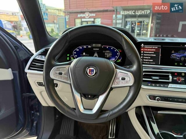Синий BMW-Alpina XB7, объемом двигателя 4.4 л и пробегом 59 тыс. км за 124900 $, фото 56 на Automoto.ua