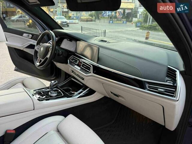 Синий BMW-Alpina XB7, объемом двигателя 4.4 л и пробегом 59 тыс. км за 124900 $, фото 76 на Automoto.ua