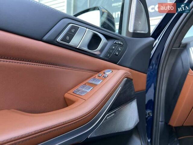 Синій BMW-Alpina XB7, об'ємом двигуна 4.39 л та пробігом 22 тис. км за 217000 $, фото 22 на Automoto.ua