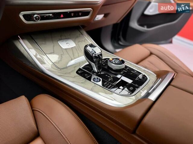 Зелений BMW-Alpina XB7, об'ємом двигуна 4.39 л та пробігом 9 тис. км за 155500 $, фото 42 на Automoto.ua