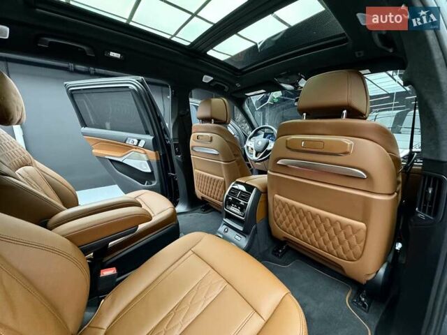 Зелений BMW-Alpina XB7, об'ємом двигуна 4.39 л та пробігом 9 тис. км за 155500 $, фото 58 на Automoto.ua