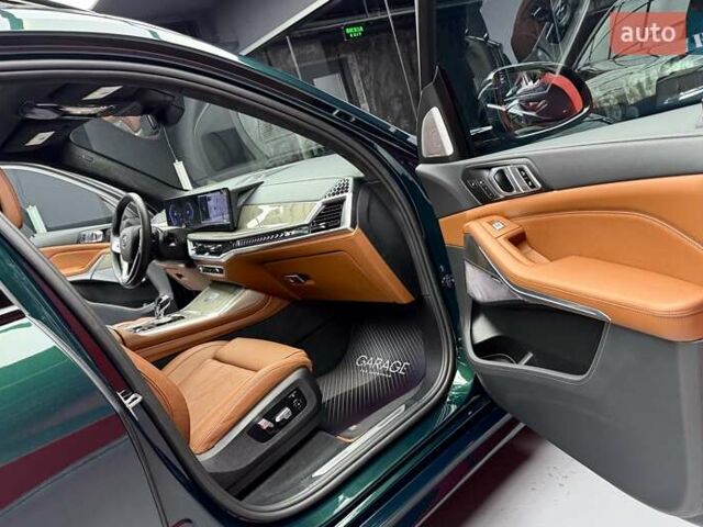 Зелений BMW-Alpina XB7, об'ємом двигуна 4.39 л та пробігом 9 тис. км за 155500 $, фото 60 на Automoto.ua