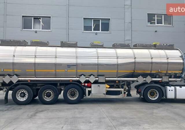 BS BRG, объемом двигателя 0 л и пробегом 500 тыс. км за 24800 $, фото 8 на Automoto.ua