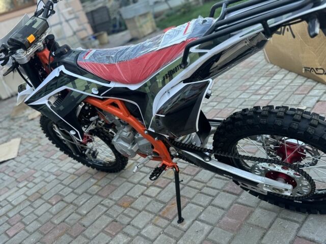 BSE 95 XF 380, объемом двигателя 12.58 л и пробегом 0 тыс. км за 2600 $, фото 5 на Automoto.ua