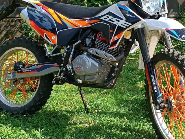 BSE Інша, об'ємом двигуна 0.3 л та пробігом 0 тис. км за 2000 $, фото 2 на Automoto.ua