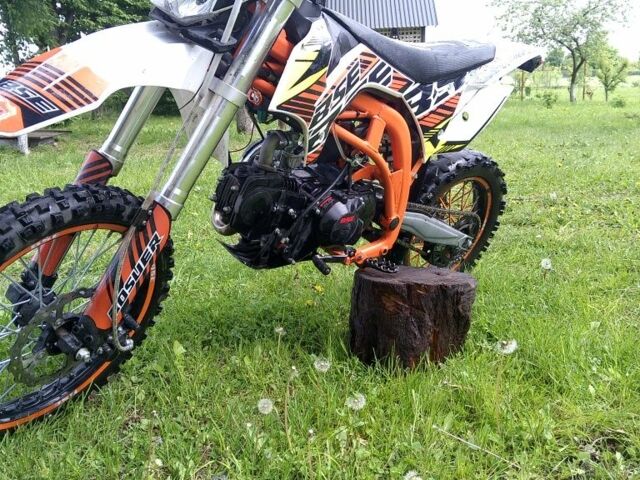 BSE Другая, объемом двигателя 0.13 л и пробегом 0 тыс. км за 1000 $, фото 2 на Automoto.ua