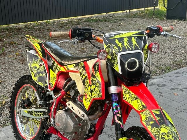 BSE Другая, объемом двигателя 0.25 л и пробегом 0 тыс. км за 1100 $, фото 2 на Automoto.ua