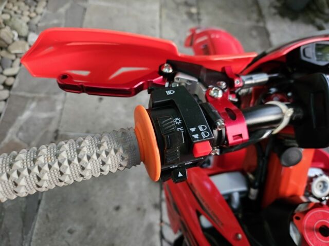 BSE Інша, об'ємом двигуна 0.3 л та пробігом 0 тис. км за 3750 $, фото 7 на Automoto.ua