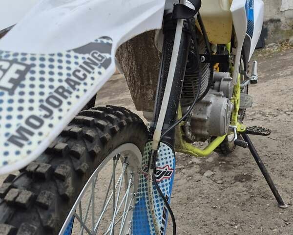 Желтый BSE J3D, объемом двигателя 0.22 л и пробегом 2 тыс. км за 1200 $, фото 5 на Automoto.ua