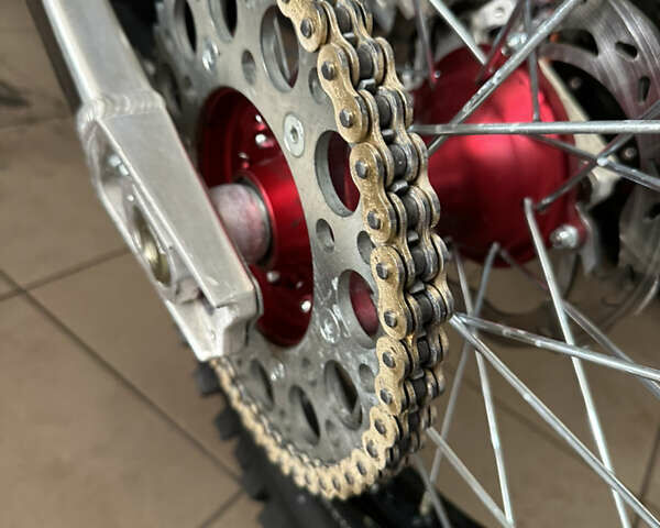 Красный BSE J3D 300 Enduro, объемом двигателя 0.3 л и пробегом 1 тыс. км за 1950 $, фото 6 на Automoto.ua