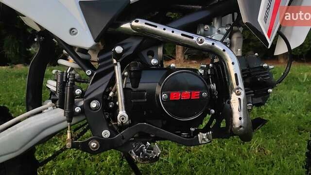 Белый BSE PH10L 125 Enduro, объемом двигателя 0.12 л и пробегом 2 тыс. км за 600 $, фото 2 на Automoto.ua