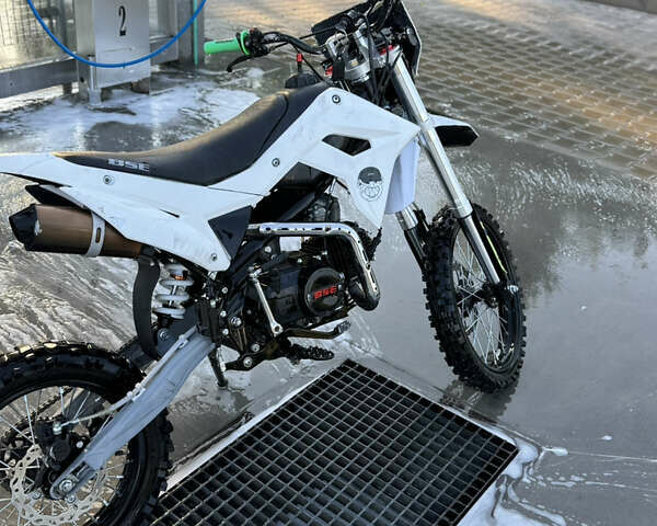 Білий BSE PH10L 125 Enduro, об'ємом двигуна 5 л та пробігом 130 тис. км за 722 $, фото 4 на Automoto.ua