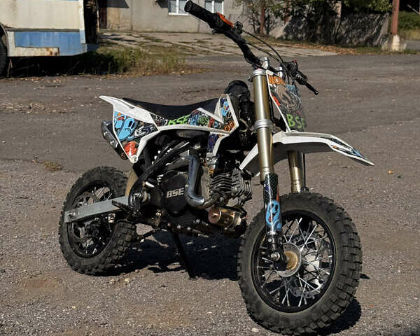 BSE SP03 Enduro, объемом двигателя 0.05 л и пробегом 1 тыс. км за 700 $, фото 3 на Automoto.ua