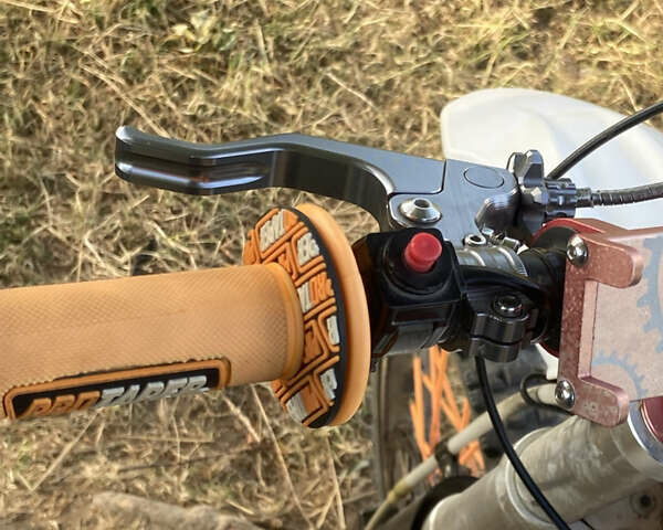 Белый BSE SP04 Enduro Starter, объемом двигателя 0 л и пробегом 1 тыс. км за 700 $, фото 5 на Automoto.ua