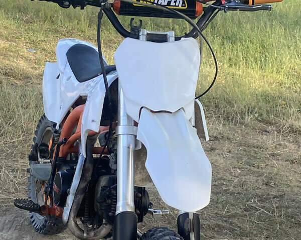 Белый BSE SP04 Enduro Starter, объемом двигателя 0 л и пробегом 1 тыс. км за 700 $, фото 1 на Automoto.ua