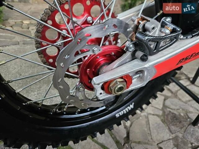 Красный BSE X8, объемом двигателя 0.3 л и пробегом 400 тыс. км за 4100 $, фото 7 на Automoto.ua