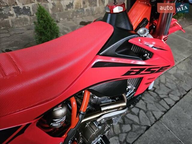 Красный BSE X8, объемом двигателя 0.3 л и пробегом 400 тыс. км за 4100 $, фото 26 на Automoto.ua