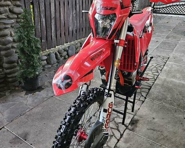 Красный BSE X8, объемом двигателя 0.3 л и пробегом 400 тыс. км за 4100 $, фото 6 на Automoto.ua