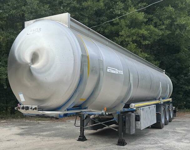 Серый BSLT СТЦ, объемом двигателя 0 л и пробегом 0 тыс. км за 16000 $, фото 6 на Automoto.ua