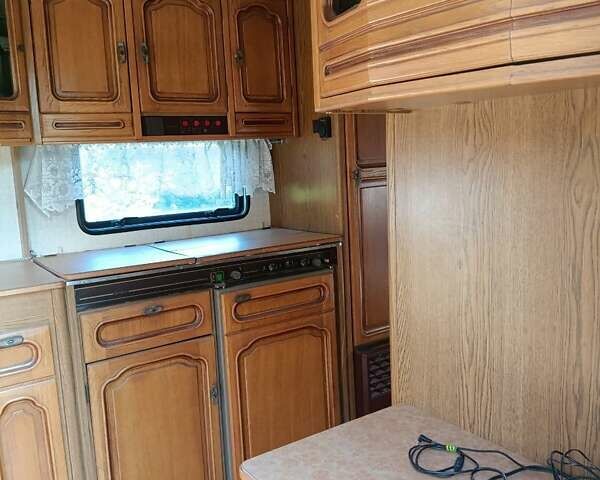 Білий Buerstner 5205, об'ємом двигуна 0 л та пробігом 2 тис. км за 6000 $, фото 9 на Automoto.ua