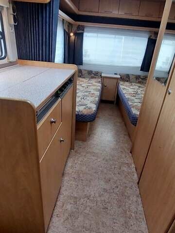 Білий Buerstner Averso Premium, об'ємом двигуна 0 л та пробігом 3 тис. км за 8399 $, фото 12 на Automoto.ua