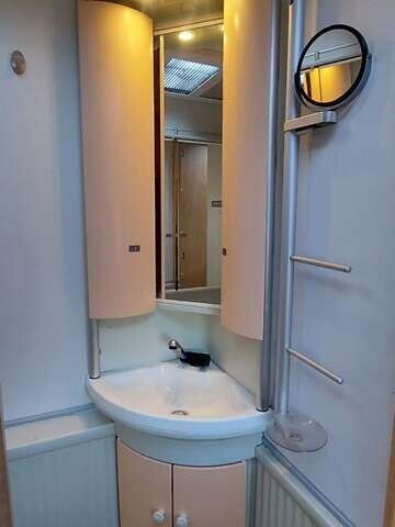 Білий Buerstner Averso Premium, об'ємом двигуна 0 л та пробігом 3 тис. км за 8399 $, фото 35 на Automoto.ua