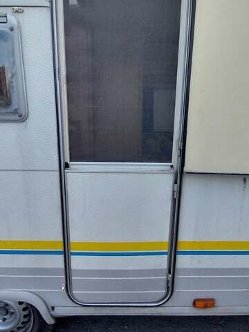 Білий Buerstner Averso Premium, об'ємом двигуна 0 л та пробігом 3 тис. км за 8399 $, фото 49 на Automoto.ua