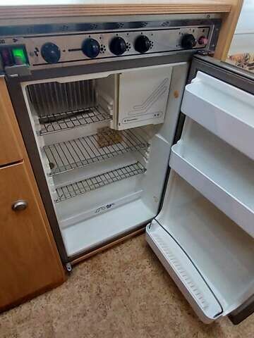 Білий Buerstner Averso Premium, об'ємом двигуна 0 л та пробігом 3 тис. км за 8399 $, фото 52 на Automoto.ua