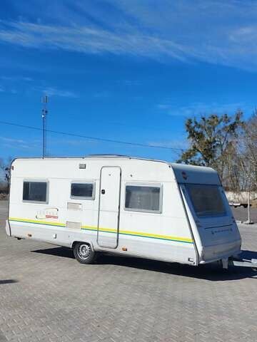 Білий Buerstner Averso Premium, об'ємом двигуна 0 л та пробігом 3 тис. км за 8399 $, фото 2 на Automoto.ua