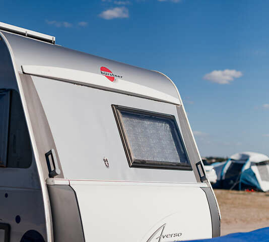 Серый Buerstner Averso Premium, объемом двигателя 0 л и пробегом 1 тыс. км за 12000 $, фото 1 на Automoto.ua